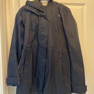 North Face womens City Midi Trench